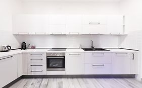 Elegant Apartment
